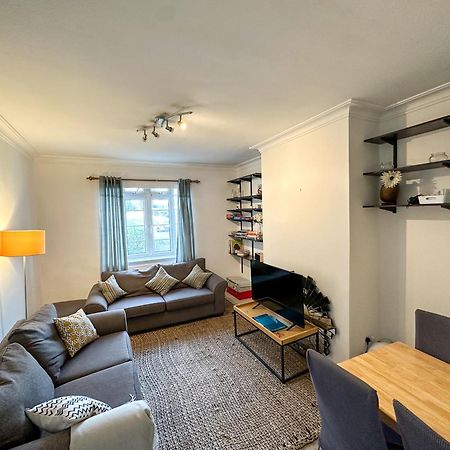 Apartamento 2 Bed Flat - Short Walk From Brent Cross Station Hendon Exterior foto