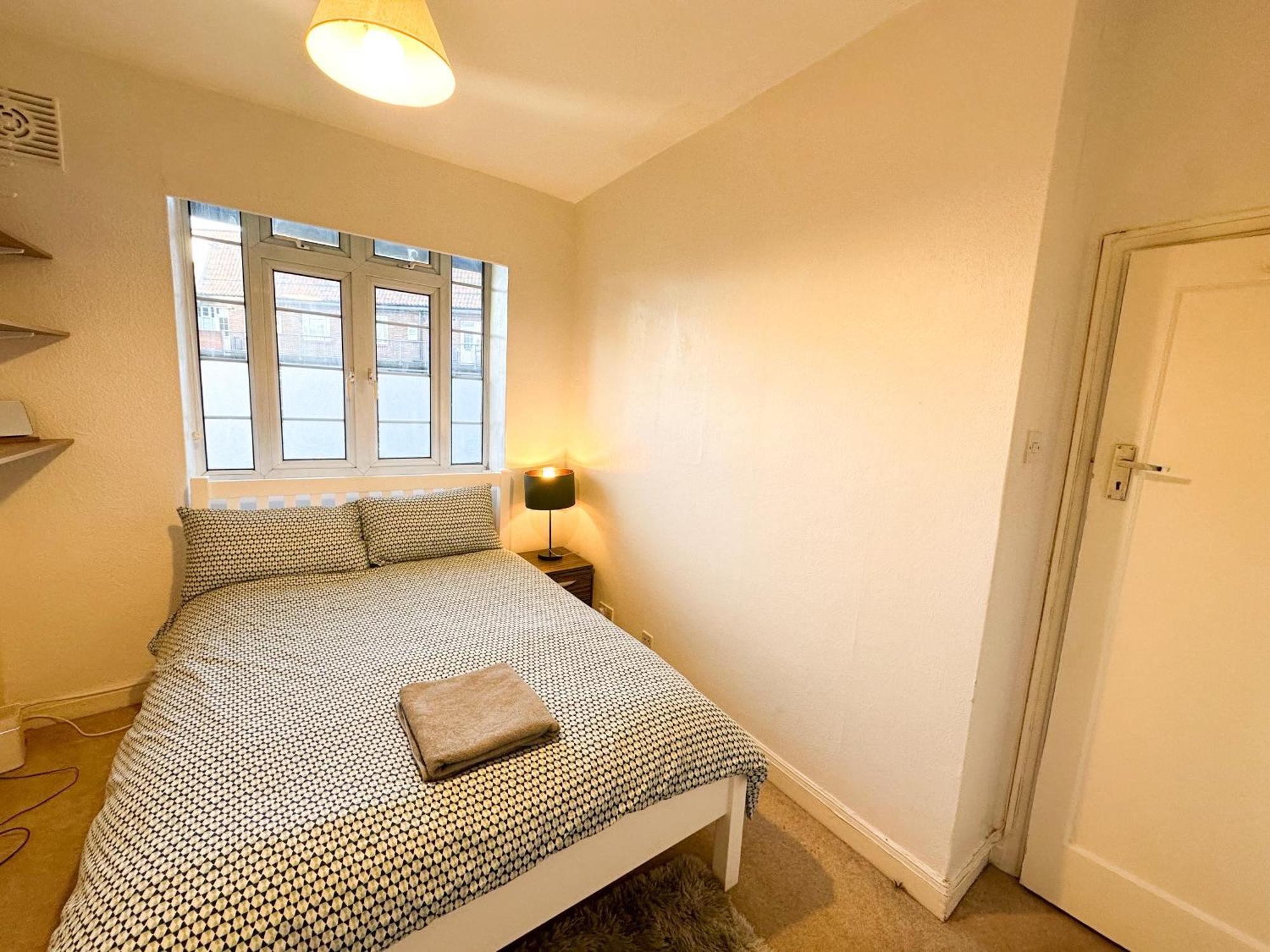 Apartamento 2 Bed Flat - Short Walk From Brent Cross Station Hendon Exterior foto