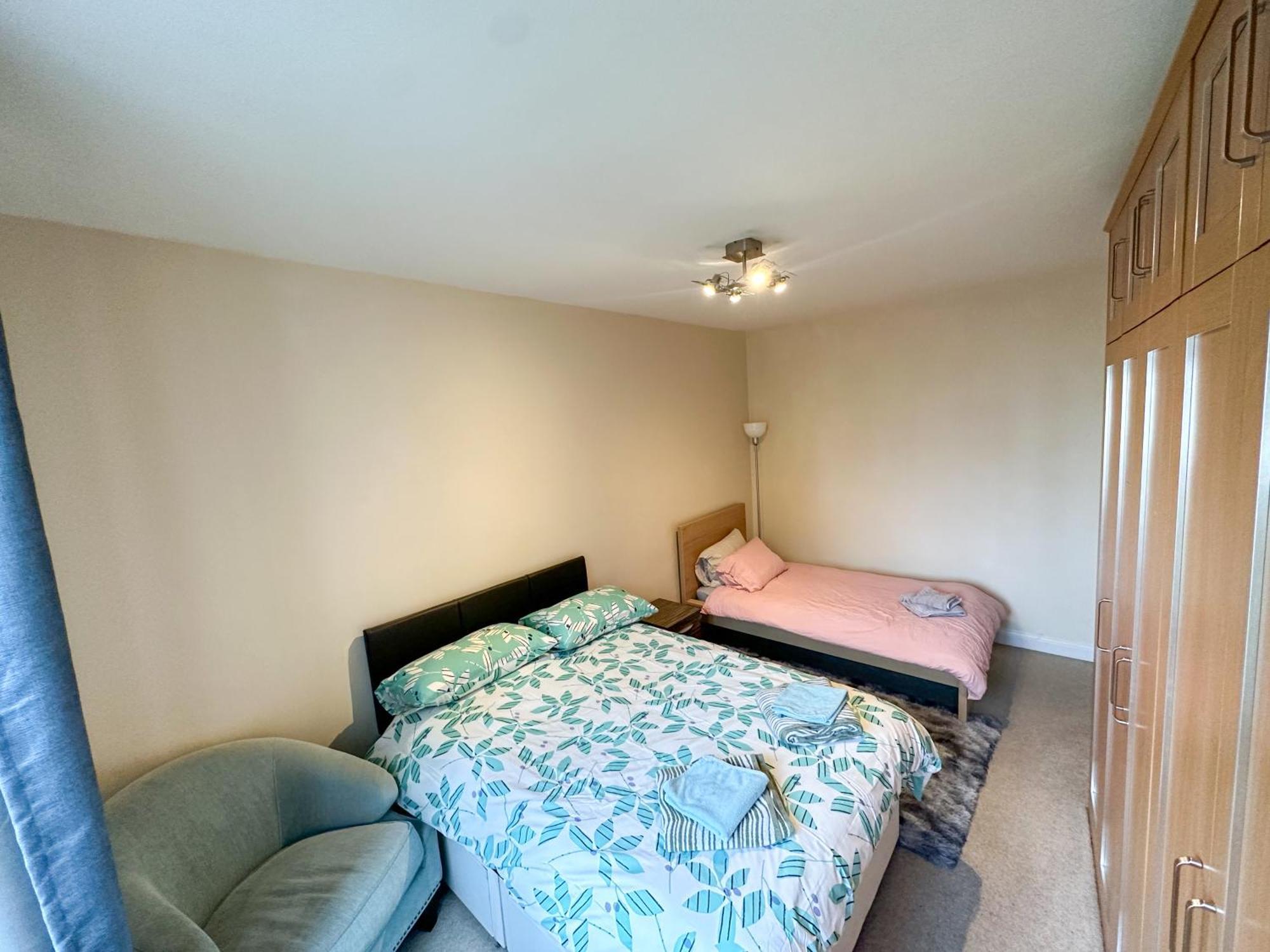 Apartamento 2 Bed Flat - Short Walk From Brent Cross Station Hendon Exterior foto